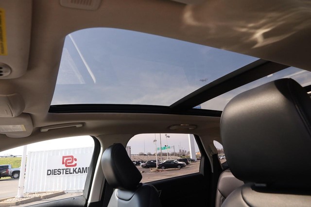 Ford Edge Vehicle Image 09