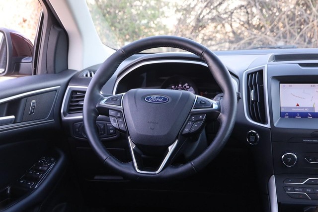Ford Edge Vehicle Image 25