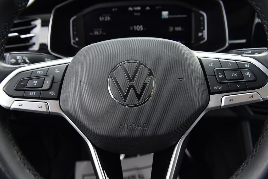 Volkswagen Jetta Vehicle Full-screen Gallery Image 19