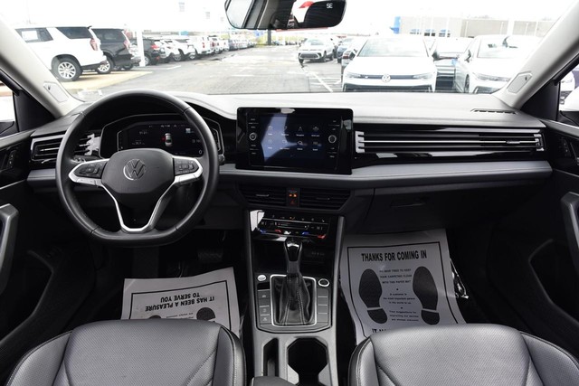 Volkswagen Jetta Vehicle Image 07