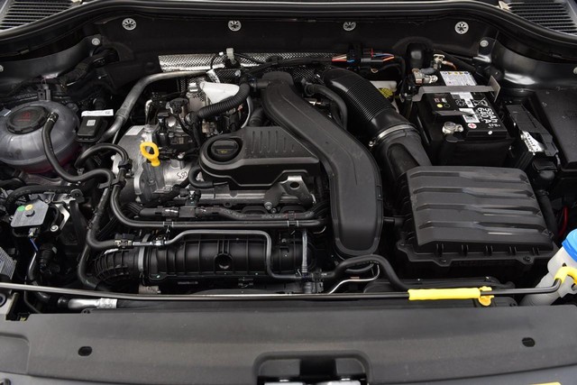 Volkswagen Taos Vehicle Image 26