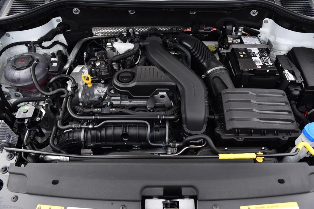 Volkswagen Taos Vehicle Full-screen Gallery Image 27