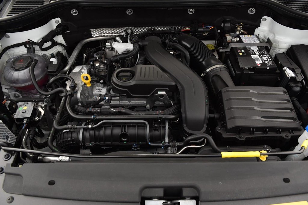 Volkswagen Taos Vehicle Full-screen Gallery Image 27