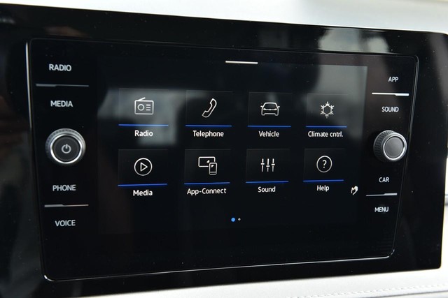 Volkswagen Taos Vehicle Image 13