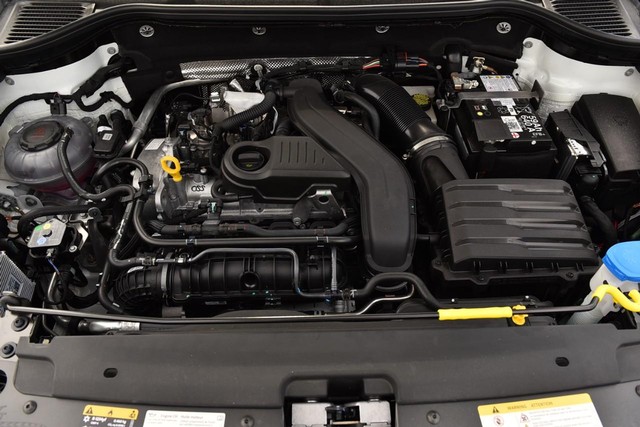 Volkswagen Taos Vehicle Image 27