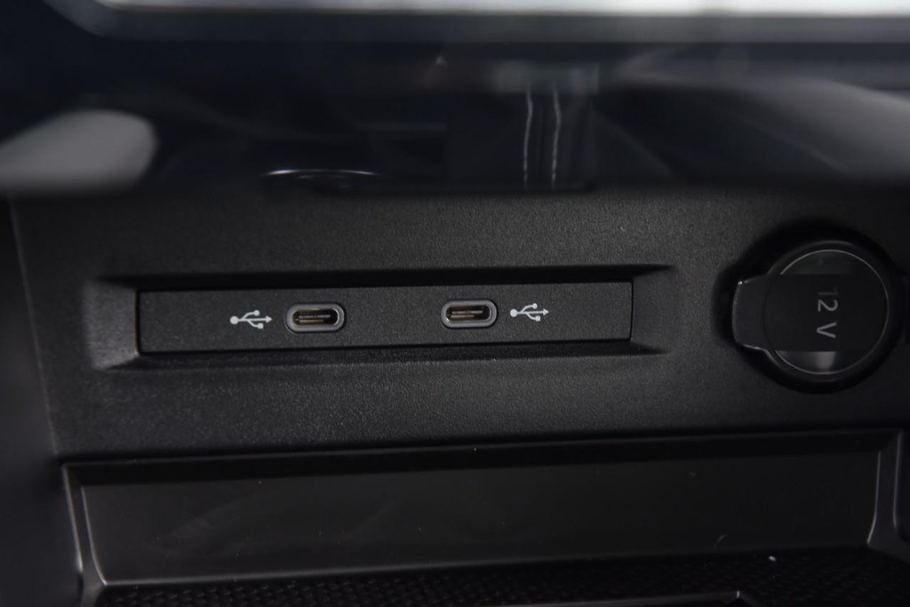 Volkswagen Taos Vehicle Full-screen Gallery Image 15