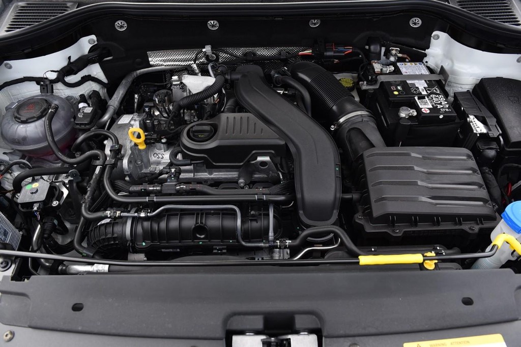 Volkswagen Taos Vehicle Full-screen Gallery Image 27