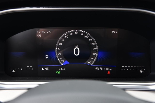 Volkswagen Taos Vehicle Image 11