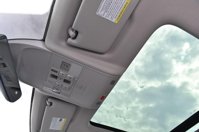 Volkswagen Taos Vehicle Image 22