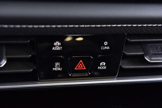 Volkswagen Atlas Vehicle Image 15