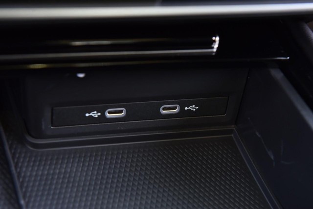 Volkswagen Atlas Vehicle Image 16