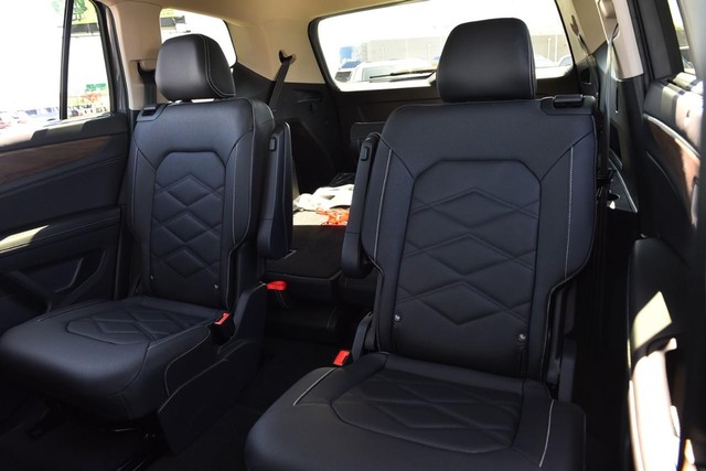 Volkswagen Atlas Vehicle Image 22