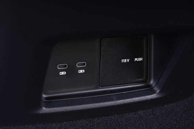 Volkswagen Atlas Vehicle Image 24