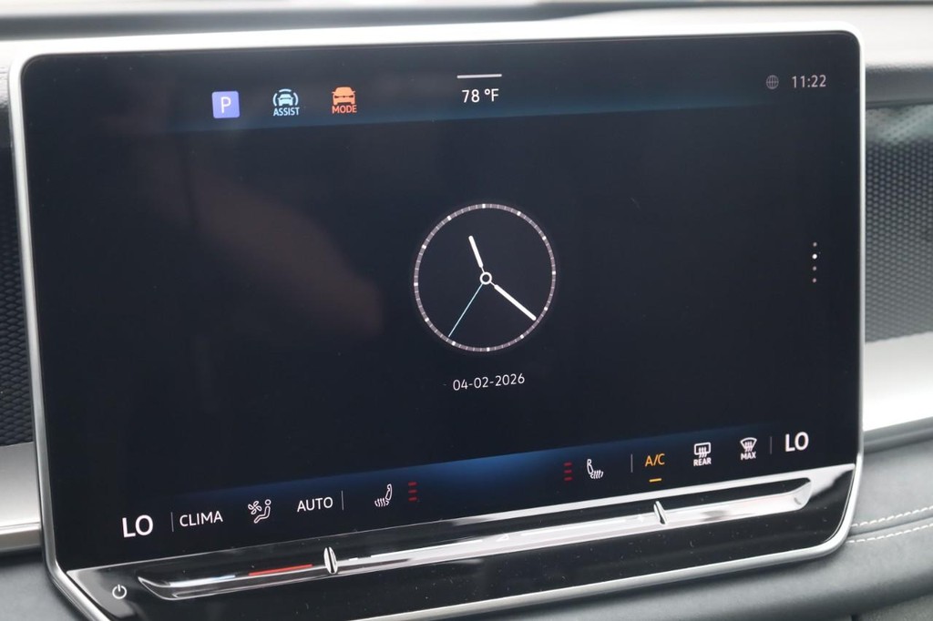 Volkswagen Tiguan Vehicle Full-screen Gallery Image 15