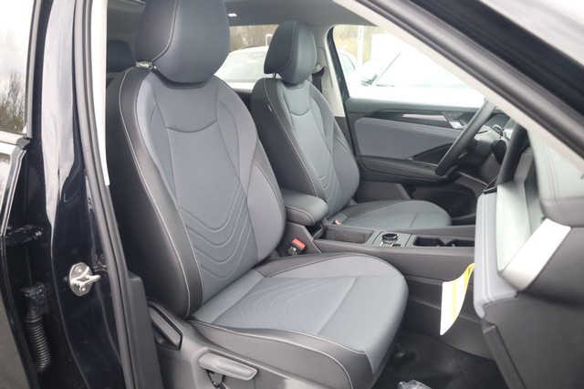 Volkswagen Tiguan Vehicle Image 19