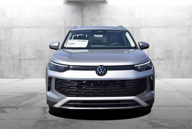 Volkswagen Tiguan Vehicle Image 04