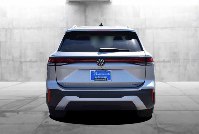 Volkswagen Tiguan Vehicle Image 06