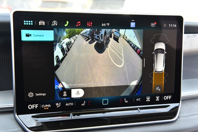 Volkswagen Tiguan Vehicle Image 14