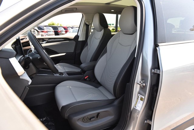 Volkswagen Tiguan Vehicle Image 19