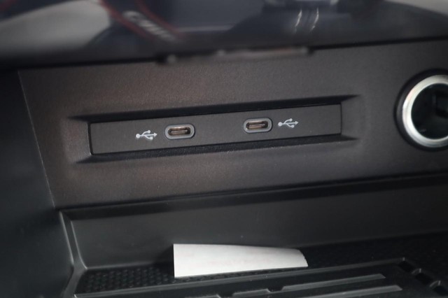 Volkswagen Taos Vehicle Image 17