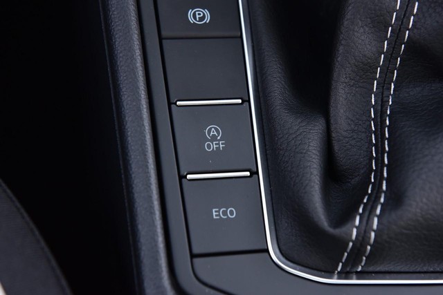 Volkswagen Jetta Vehicle Image 17