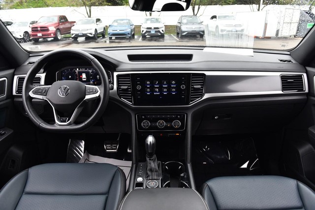 Volkswagen Atlas Cross Sport Vehicle Image 07