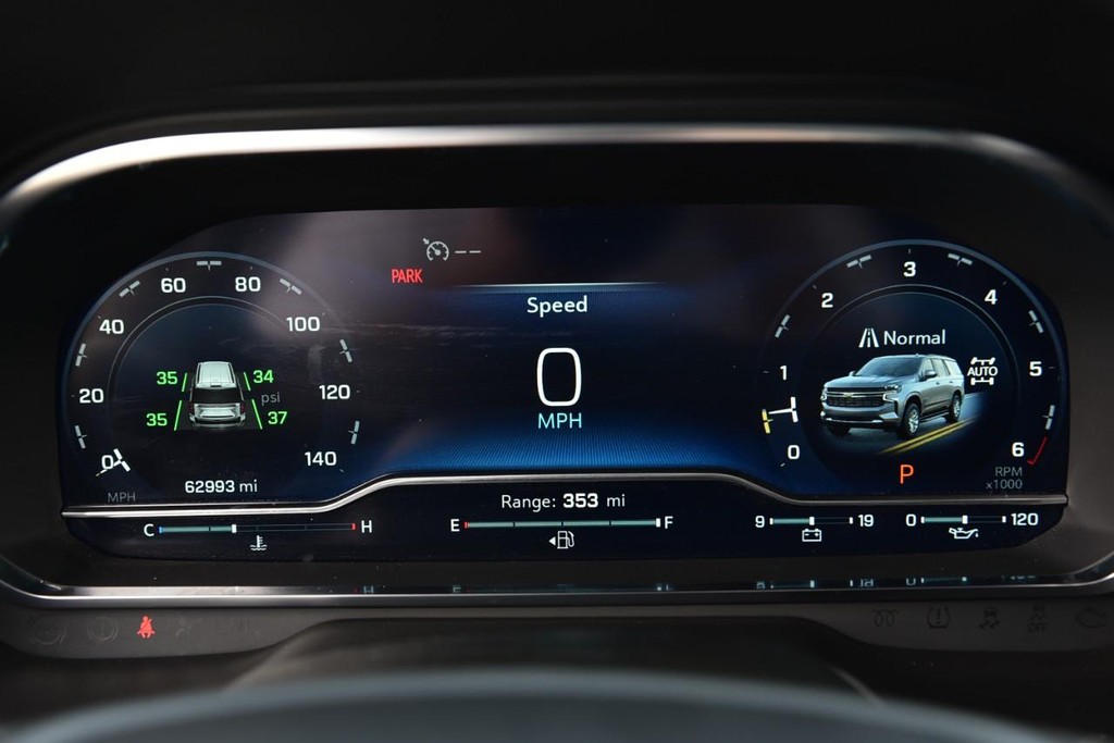 Chevrolet Tahoe Vehicle Full-screen Gallery Image 11