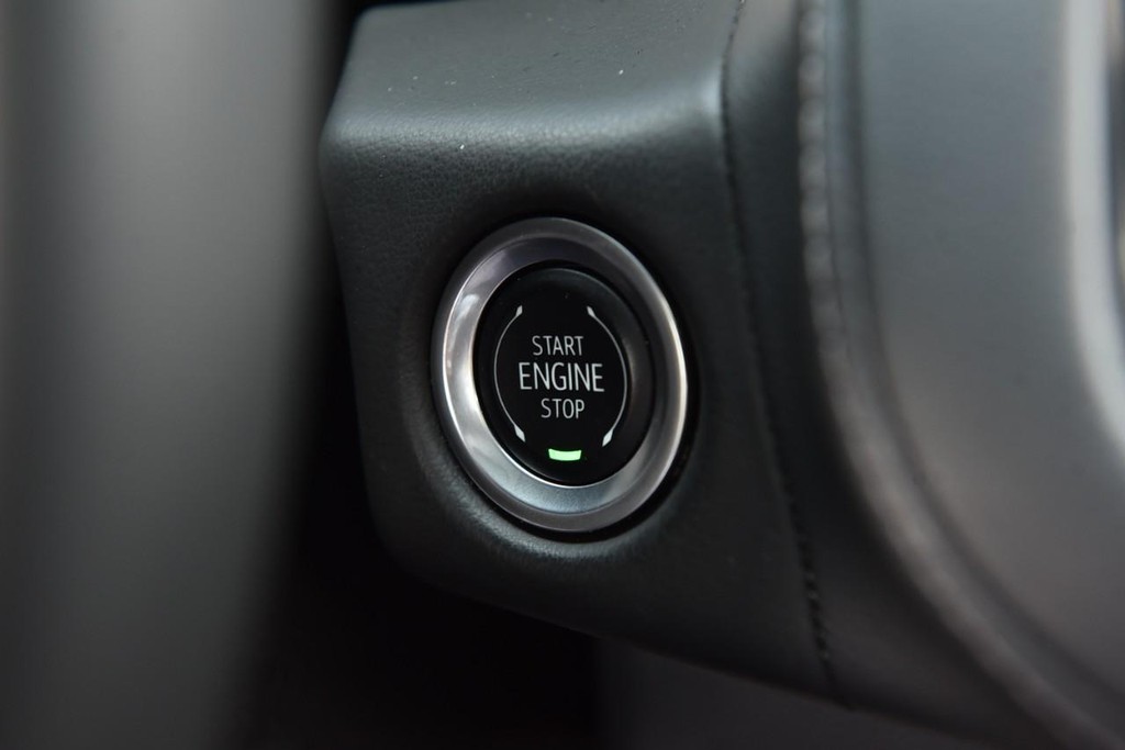 Chevrolet Tahoe Vehicle Full-screen Gallery Image 18