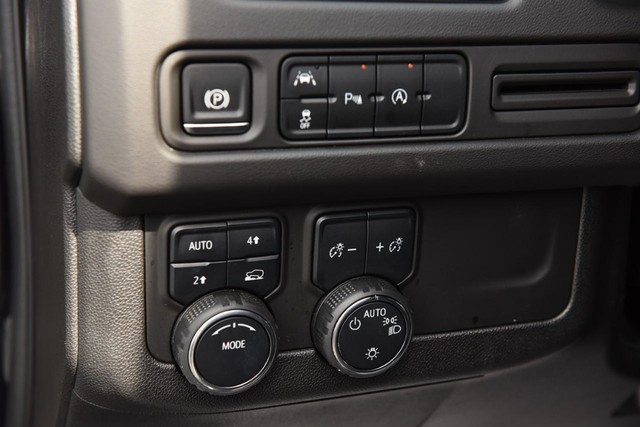 Chevrolet Tahoe Vehicle Image 10
