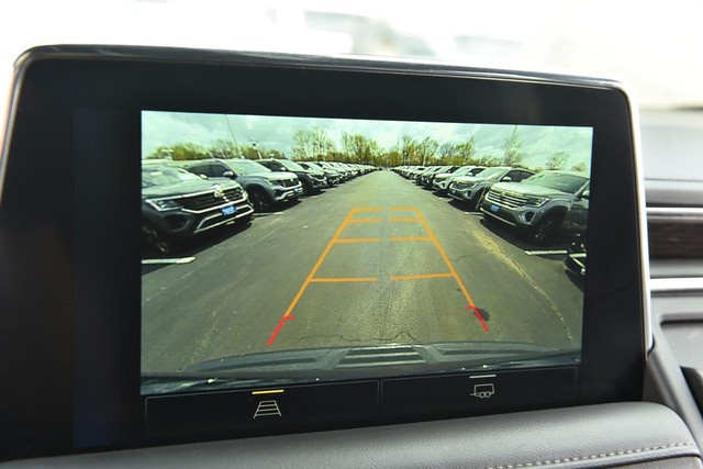 Chevrolet Tahoe Vehicle Image 12