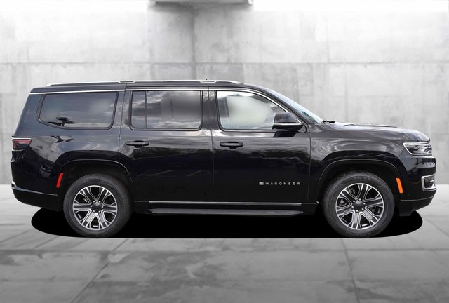 Jeep Wagoneer Vehicle Image 05