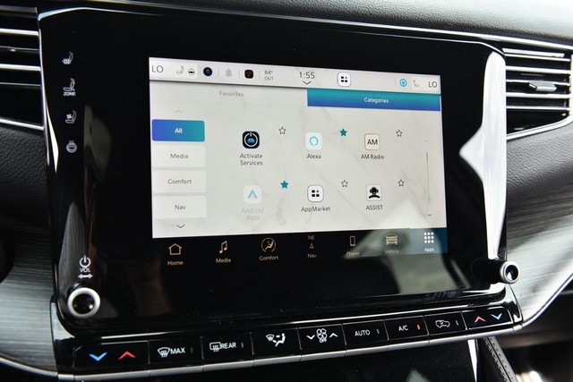 Jeep Wagoneer Vehicle Image 16