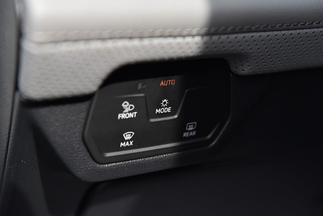 Volkswagen Atlas Vehicle Image 11