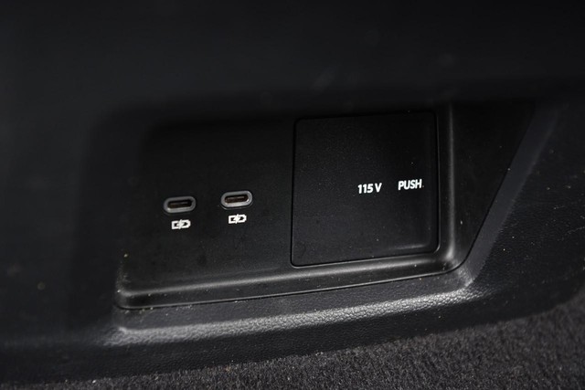 Volkswagen Atlas Vehicle Image 24