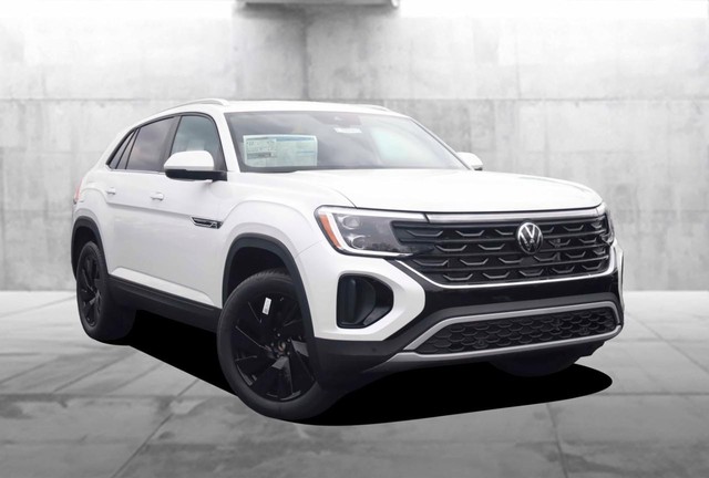 Volkswagen Atlas Cross Sport Vehicle Image 02