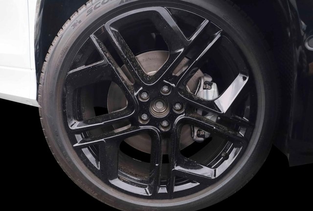 Volkswagen Tiguan Vehicle Image 03
