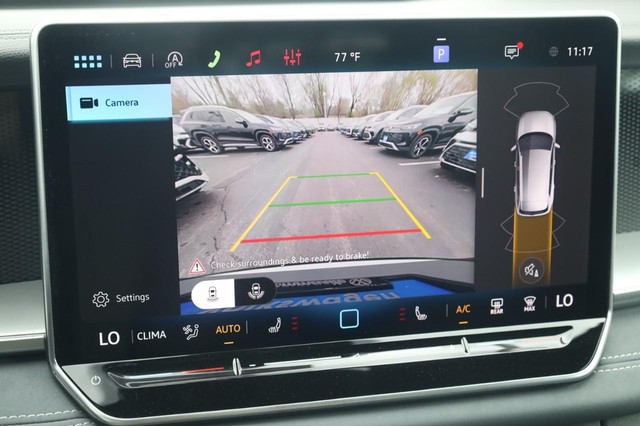 Volkswagen Tiguan Vehicle Image 16