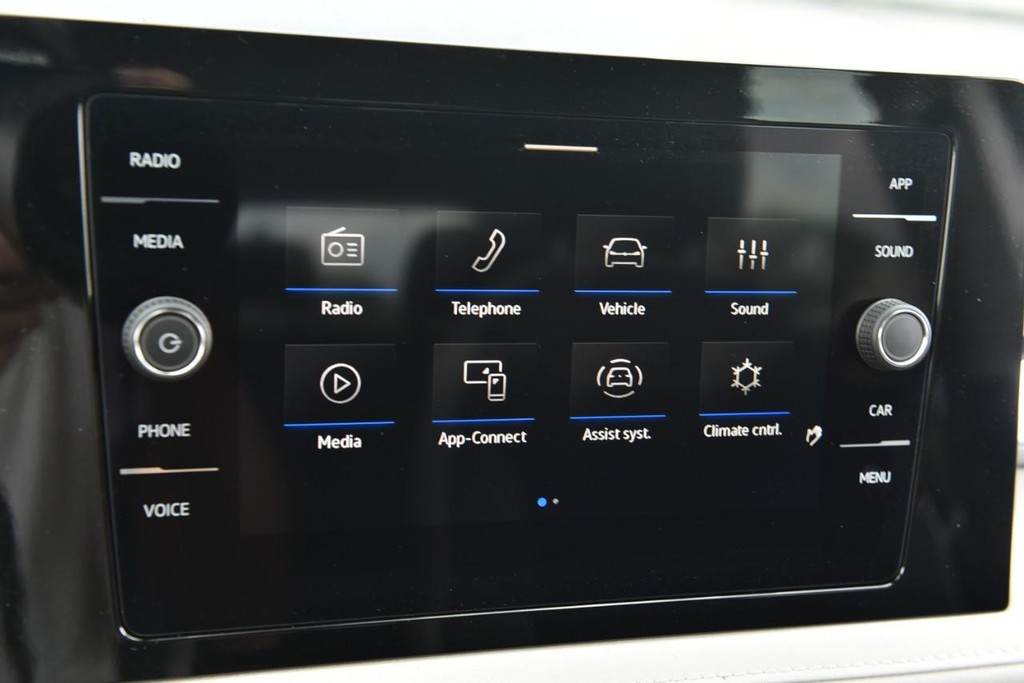 Volkswagen Taos Vehicle Full-screen Gallery Image 13