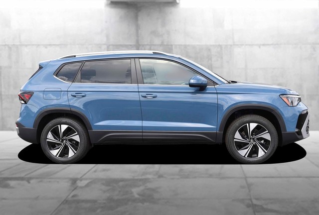 Volkswagen Taos Vehicle Image 05