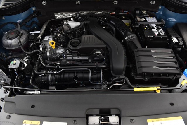 Volkswagen Taos Vehicle Image 26