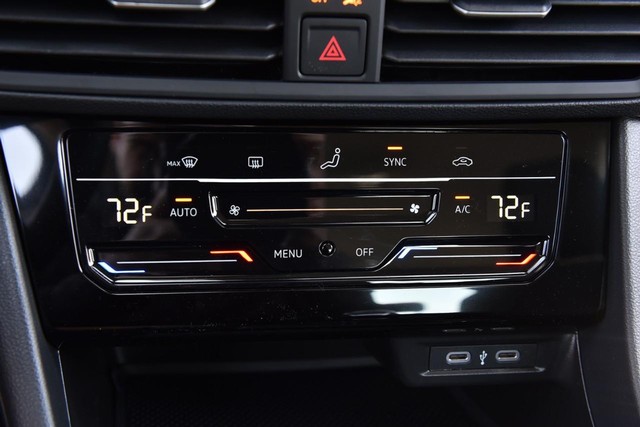 Volkswagen Jetta Vehicle Image 15
