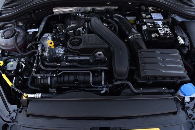 Volkswagen Jetta Vehicle Image 23