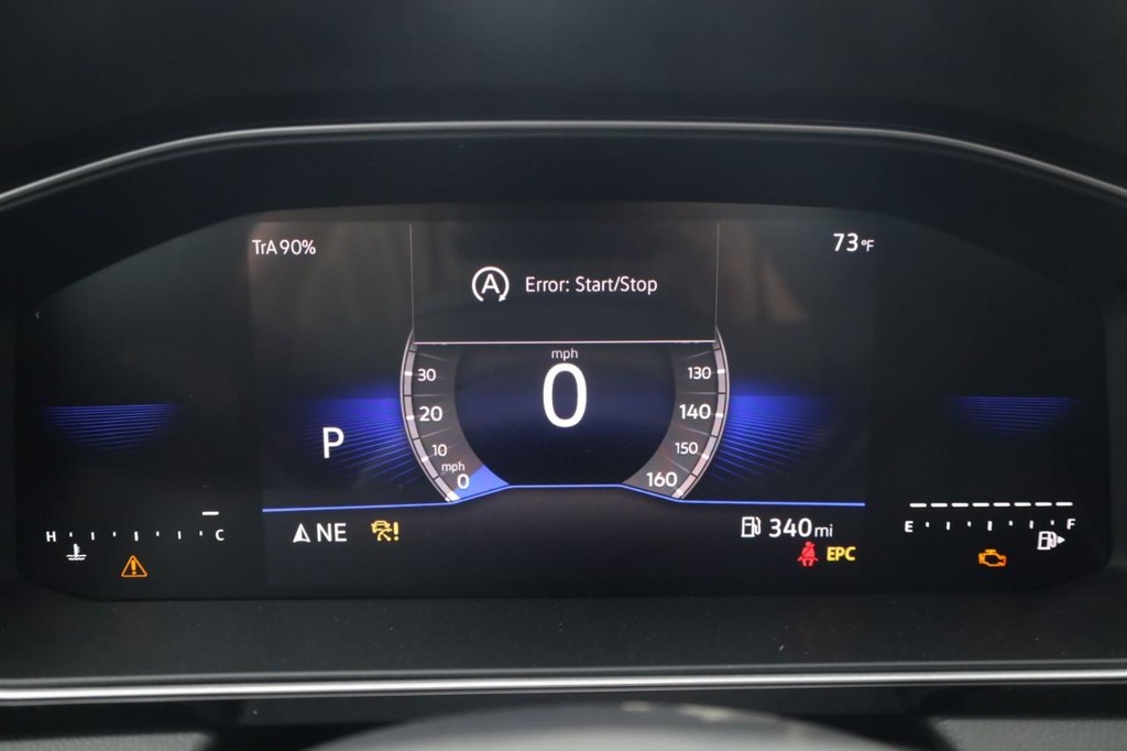 Volkswagen Jetta Vehicle Full-screen Gallery Image 14