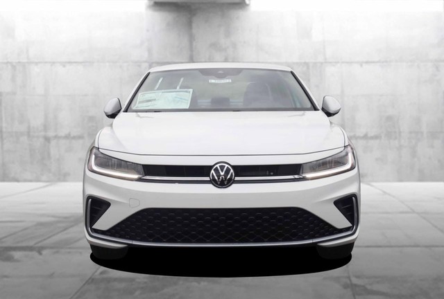 Volkswagen Jetta Vehicle Image 04
