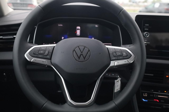 Volkswagen Jetta Vehicle Image 08