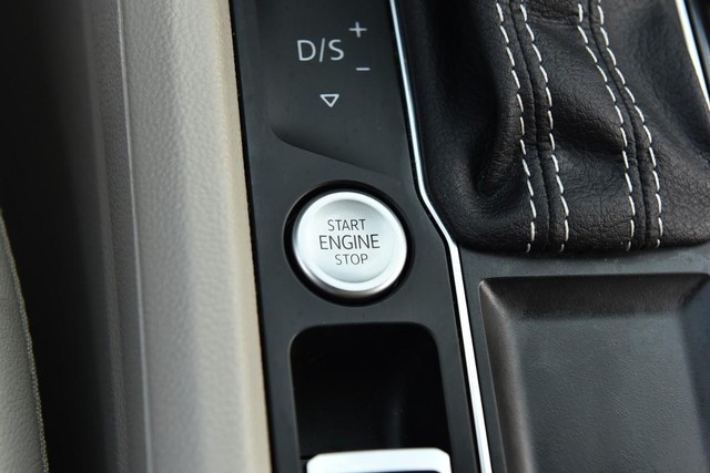 Volkswagen Atlas Vehicle Image 17