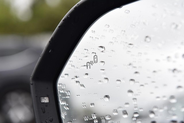 Volkswagen Atlas Cross Sport Vehicle Image 10