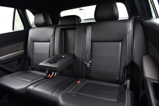 Volkswagen Atlas Cross Sport Vehicle Image 22