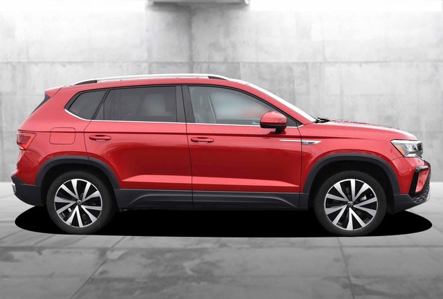 Volkswagen Taos Vehicle Image 05