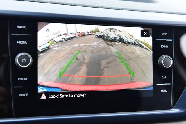 Volkswagen Taos Vehicle Image 13